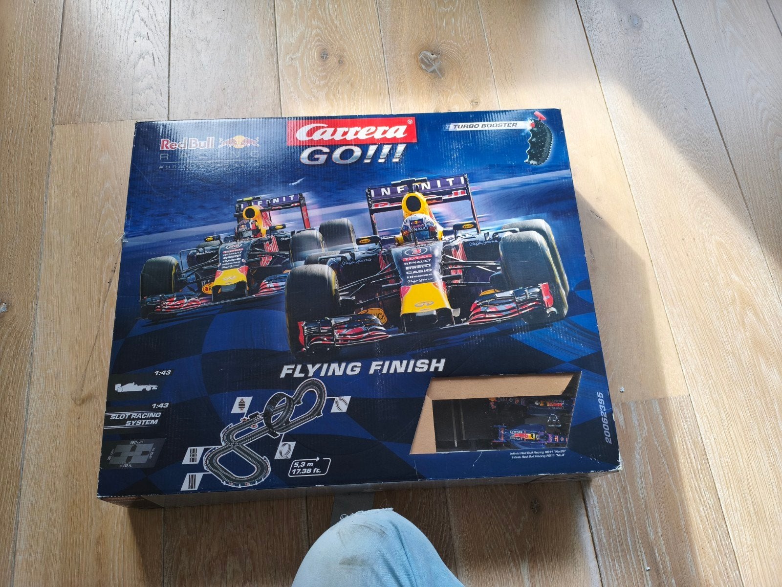 Carrera Go Red Bull Racebaan - Flying Finish, Carrera, Ophalen of Verzenden, Elektrisch, Met looping