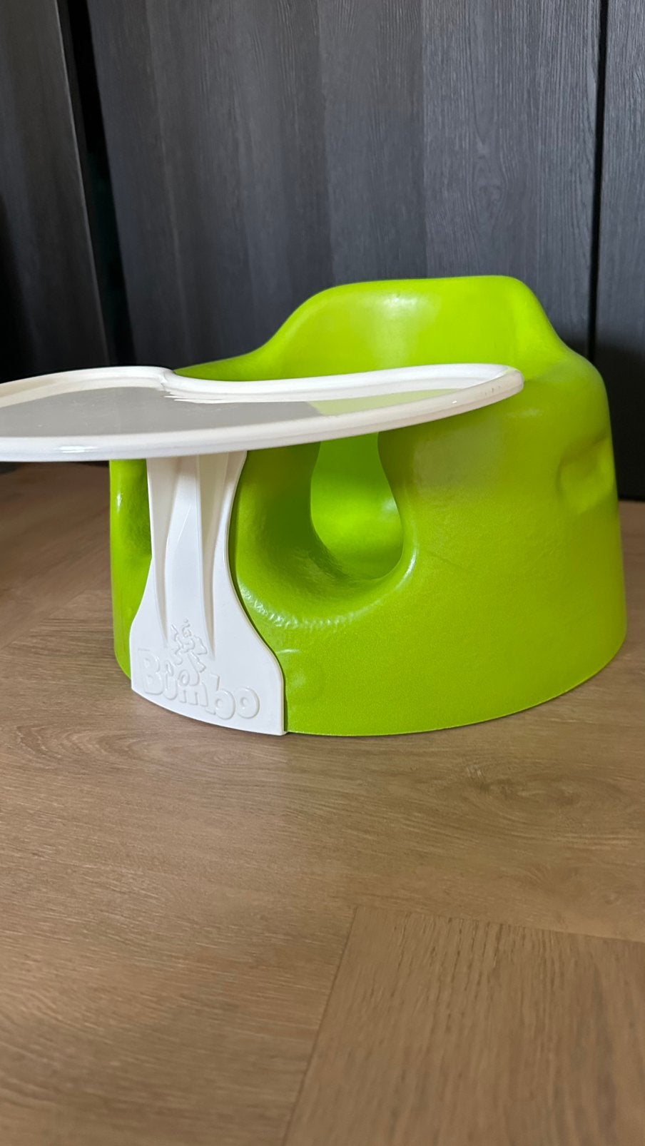 Bumbo stoeltje met dienblad voor baby, Kinderen en Baby's, Ophalen of Verzenden, Gebruikt, Overige typen