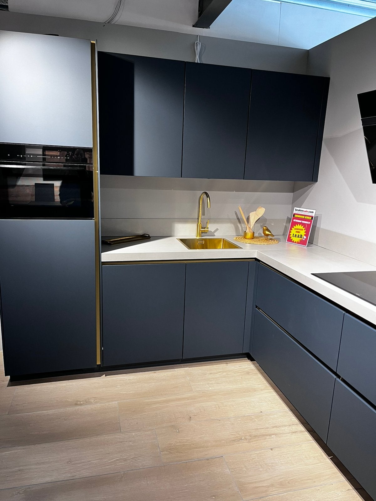 Showroom keuken blauw, Ophalen, Overige materialen, Blauw, Hoekkeuken