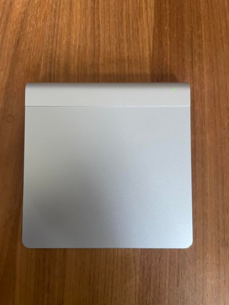 Apple magic trackpad, Computers en Software, Muizen, Ophalen, Zo goed als nieuw, Draadloos