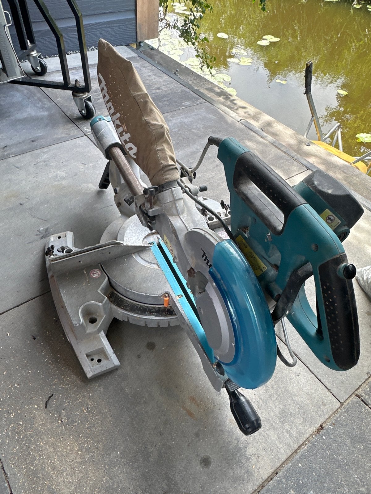 Makita LS1018L Afkortzaag, Doe-het-zelf en Verbouw, Ophalen, Gebruikt, 70 mm of meer, Afkortzaag