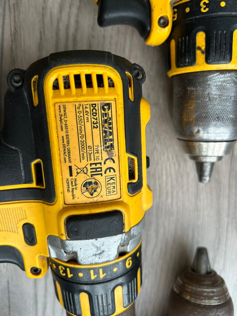 Te koop dewalt  dcd 732  3st voor 65  euro 1 st 30 euro, Ophalen, Zo goed als nieuw