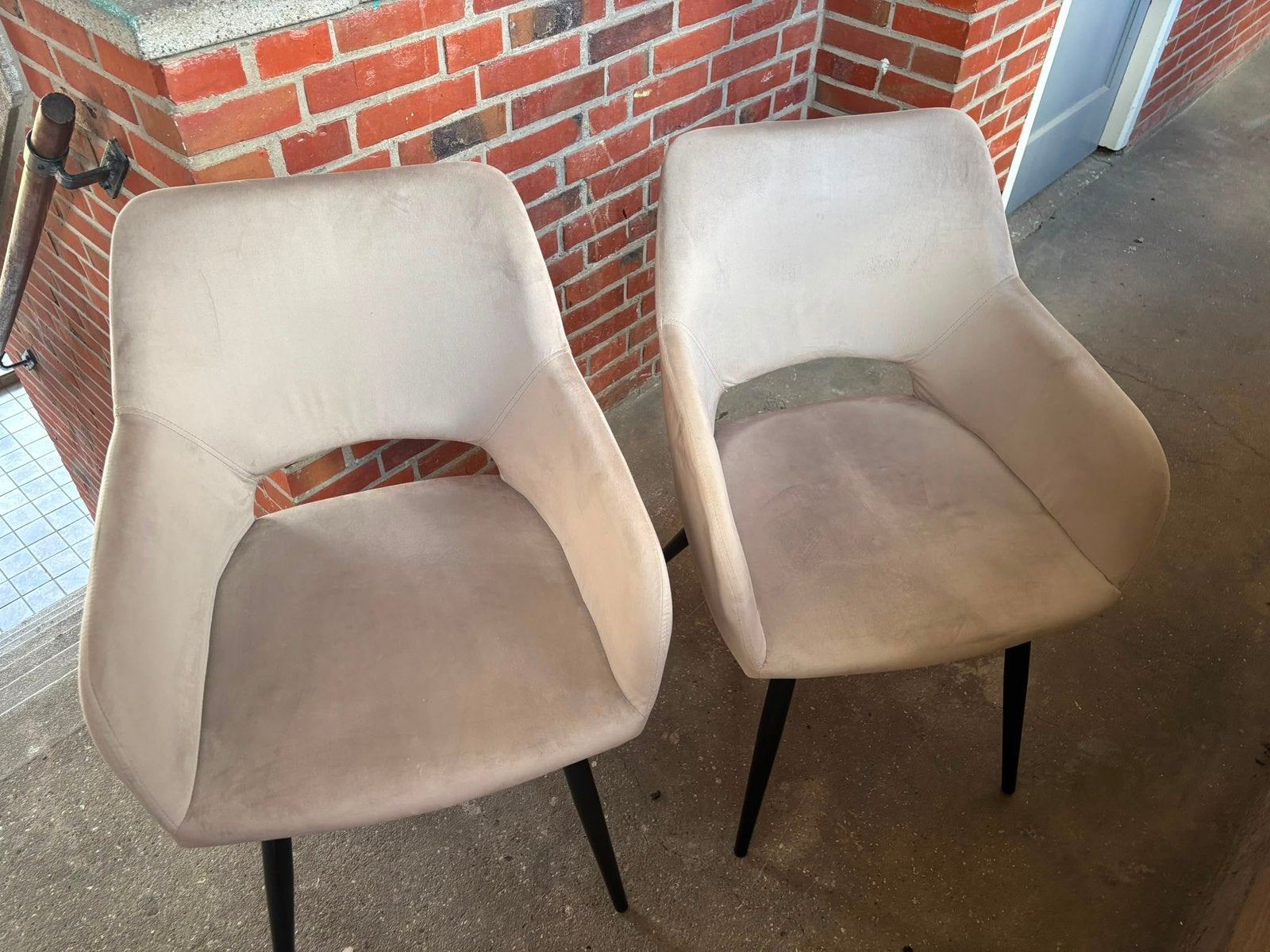 2 eetkamerstoelen - beige, Ophalen, Overige materialen, Twee, Overige kleuren