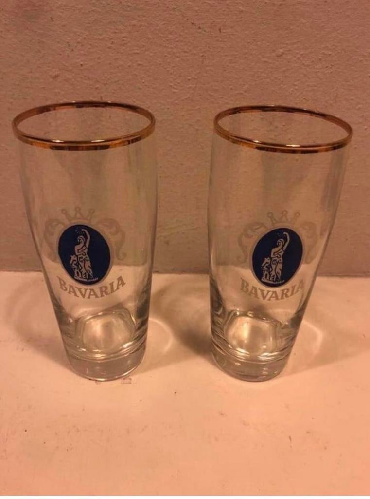 2 Oude Bavaria Bierglazen met Gouden Rand, Ophalen of Verzenden, Gebruikt