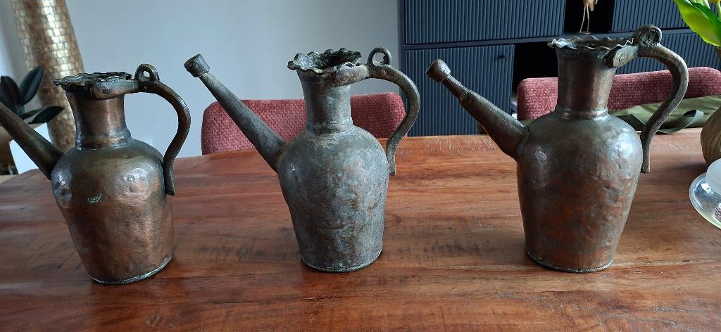3 antieke Arabische waterkannen, Antiek en Kunst, Antiek | Koper en Brons, Ophalen of Verzenden, Koper