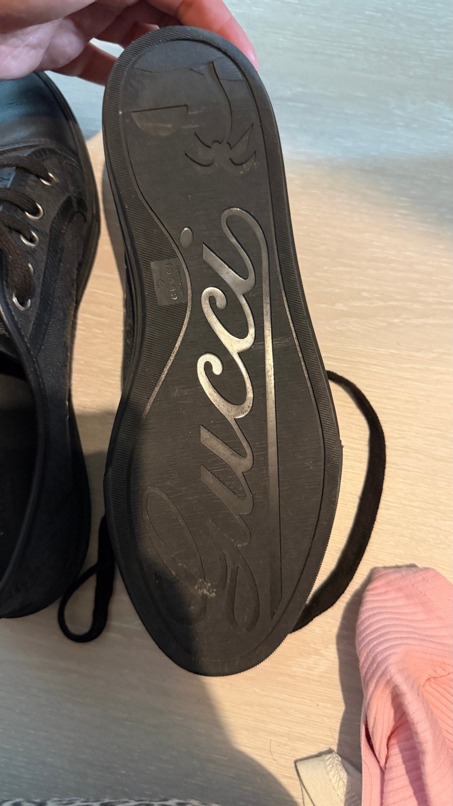 Gucci Sneakers Zwart - Maat 39.5, Kleding | Dames, Ophalen of Verzenden, Gedragen, Zwart, Sneakers of Gympen
