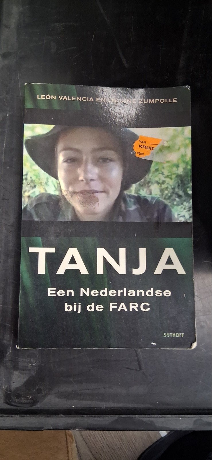 Tanja: Een Nederlandse bij de FARC - Boek, Ophalen of Verzenden, Gelezen, León Valencia en Liduin Zumpolle