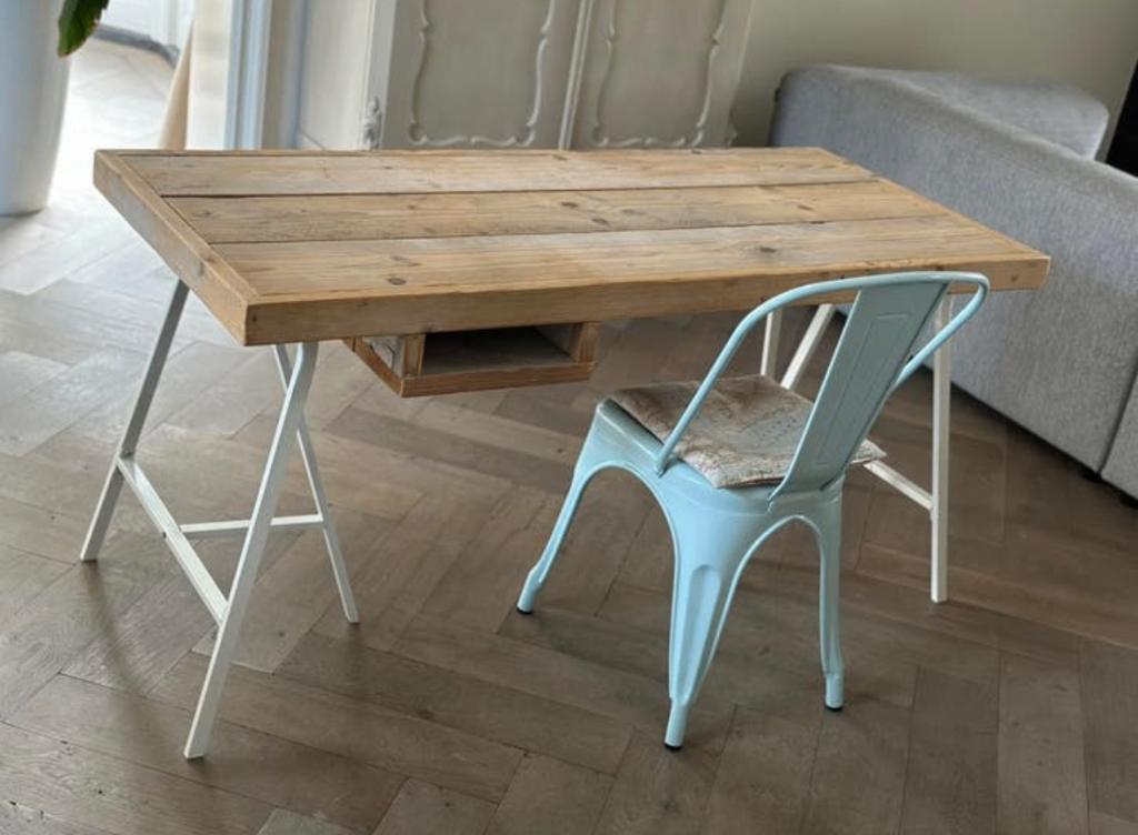 Stoer steigerhouten bureau voor kind of tiener, Ophalen, Zo goed als nieuw, Overige typen