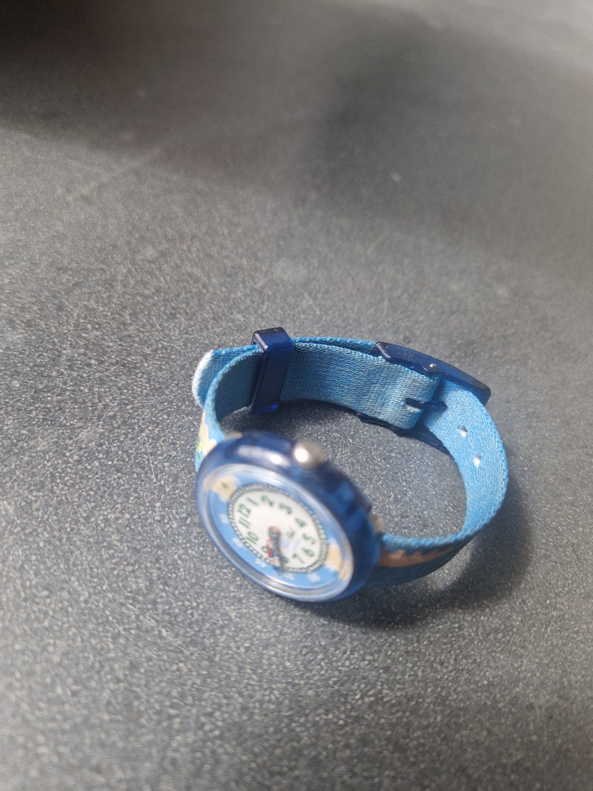 Flik Flak kinderhorloge met krokodillenband, Ophalen, Gebruikt, Blauw, Jongen of Meisje