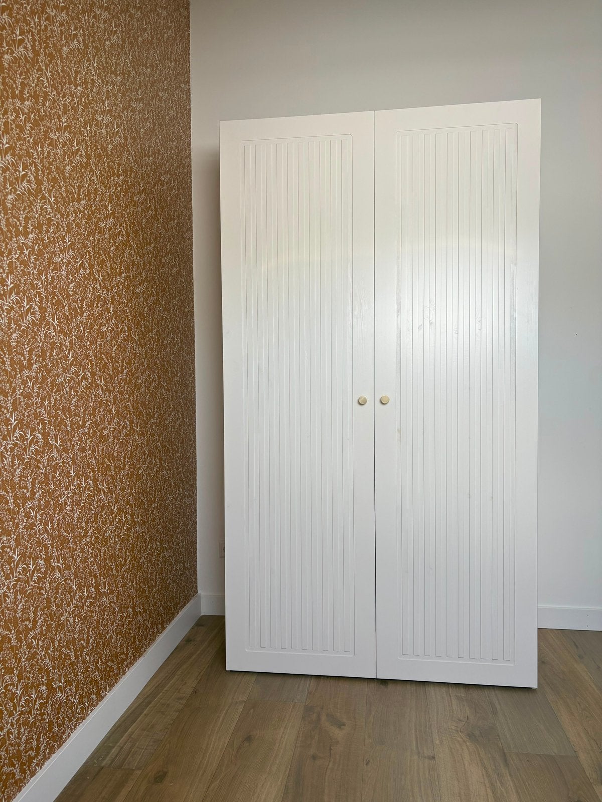 Kast van KARWEI, Ophalen