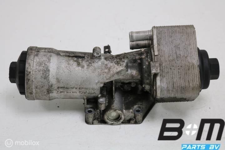 Oliefilterhuis met koeler Audi Q5 8R 2.0 TDI CAG 045115389J, Gebruikt