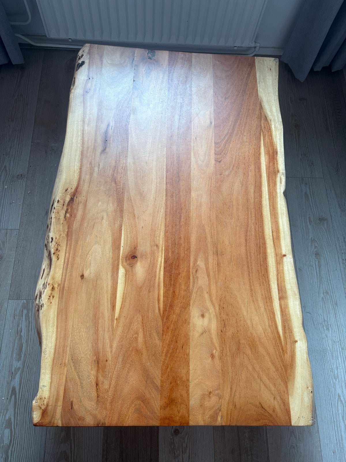 Robuuste salontafel van hout met metalen onderstel, Ophalen, Gebruikt, 100 tot 150 cm, 50 tot 100 cm