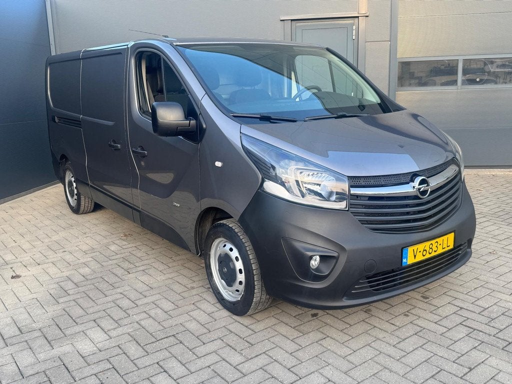 Opel Vivaro 1.6 CDTI L2H1 Edition 120 PK / Export, Auto's, Bestelauto's, LED verlichting, 15 km/l, Gebruikt, Euro 6