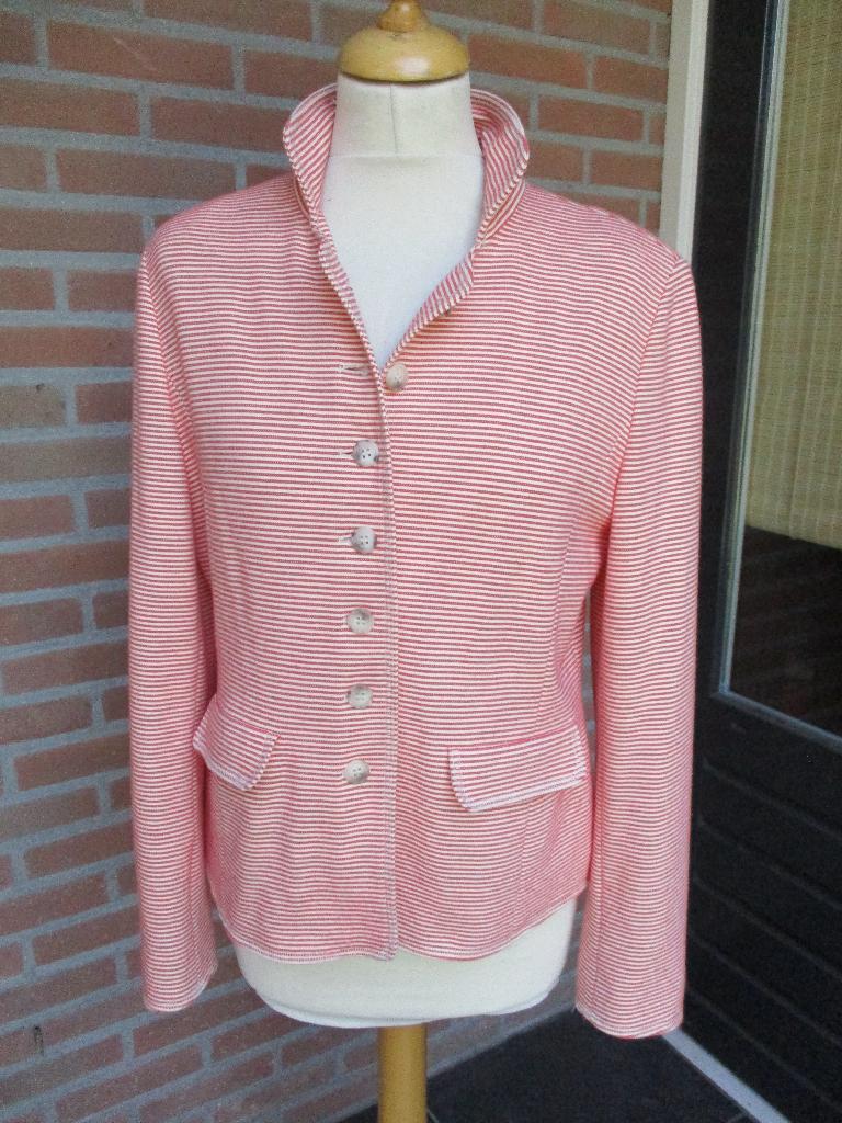 BThree, size 42, Verzenden, BThree, Maat 42/44 (L), Zo goed als nieuw