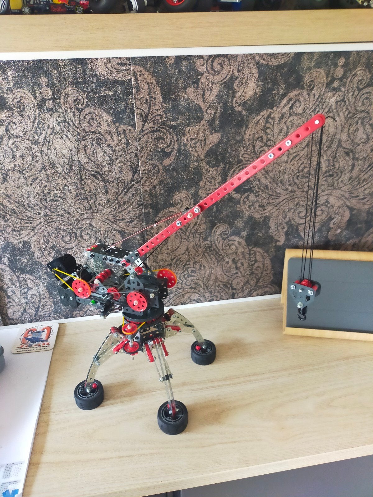 Meccano Electr. Bedienbare Hijskraan - Speciale Rode Editi, Kinderen en Baby's, Ophalen of Verzenden, Gebruikt, Bouwen