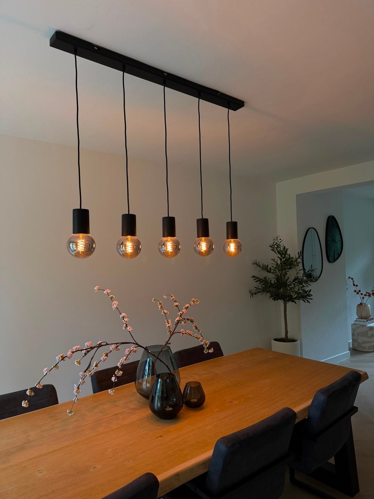 Moderne Zwarte Hanglamp met 5 Lichtpunten, Ophalen, Zo goed als nieuw, Metaal, E27 (groot)