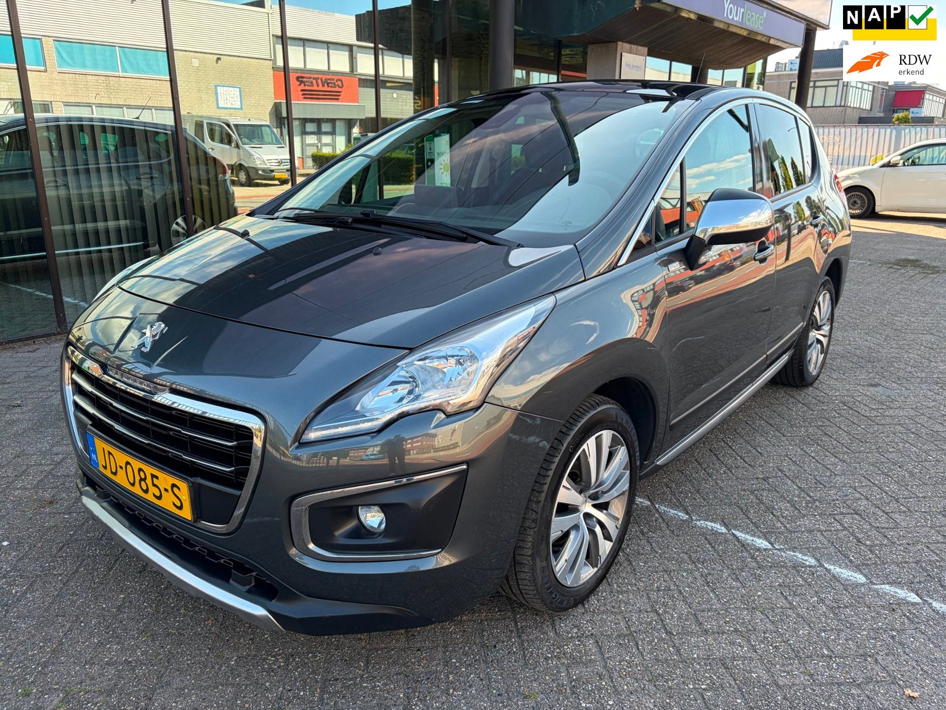 Peugeot 3008 1.2 PureTech Style / Camera / Pano´dak / LED /, Voorwielaandrijving, Gebruikt, Euro 6, 1199 cc