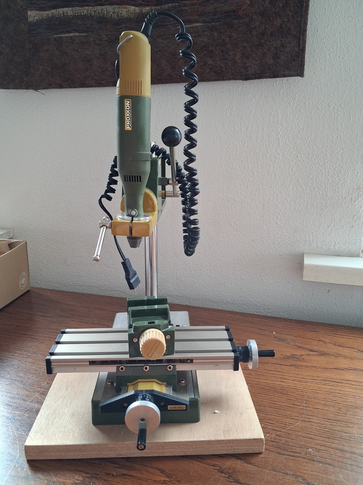 boor standaard met boormachine en kruistafel, Hobby en Vrije tijd, Ophalen, Zo goed als nieuw, Groter dan 1:32