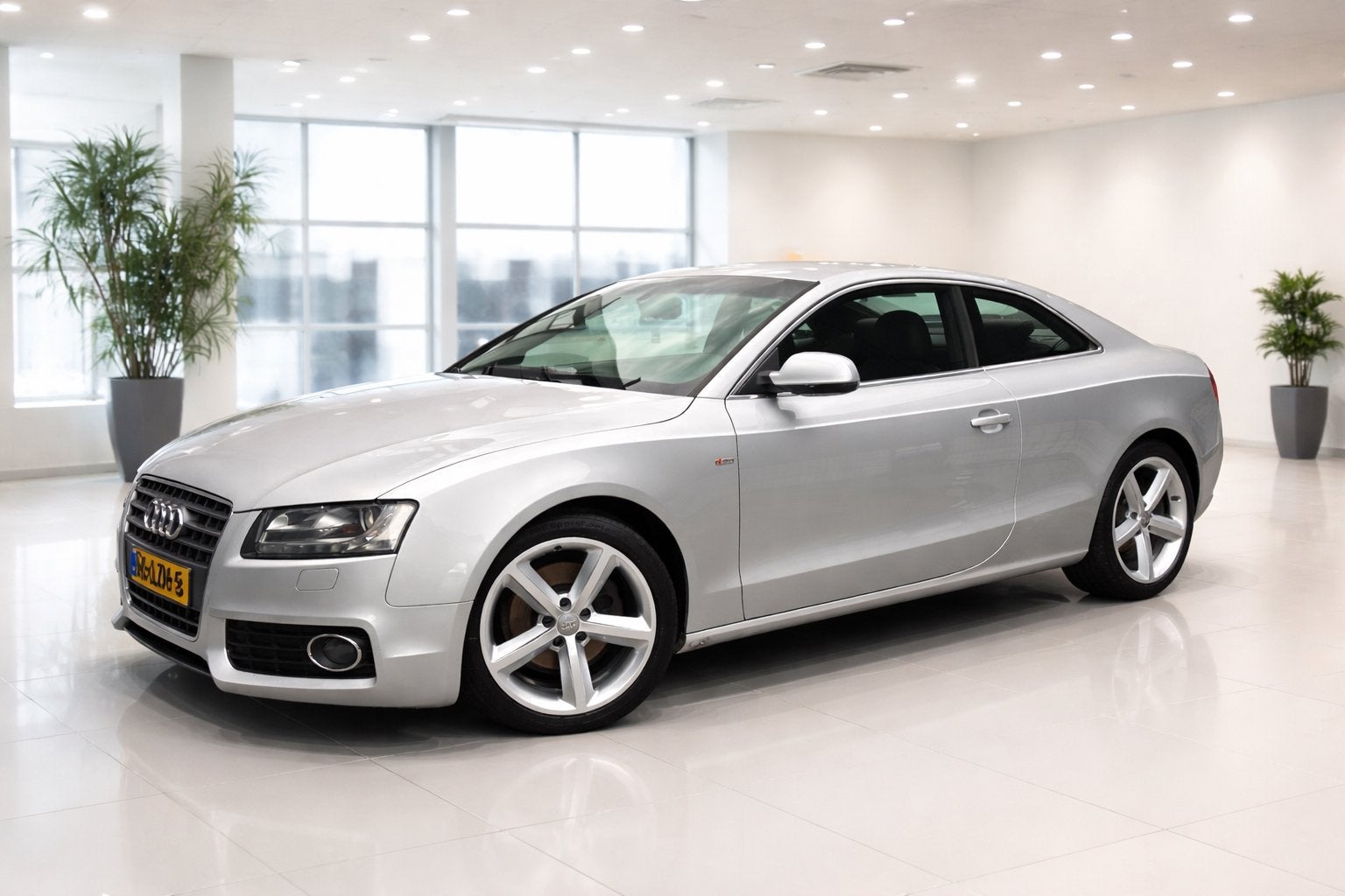 Audi A5 youngtimer 1.8Tfsi Coupe 3x S-line leer xenon APK, Auto's, Audi, Voorwielaandrijving, Euro 5, Zwart, 4 cilinders