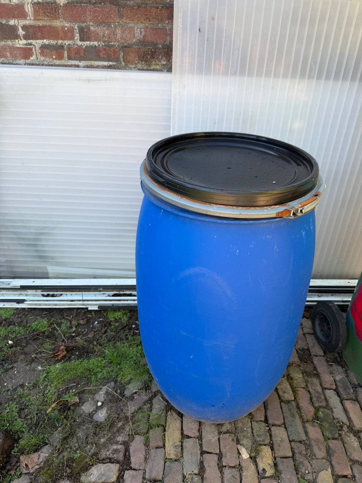 Regentonnen, Ophalen of Verzenden, Zo goed als nieuw