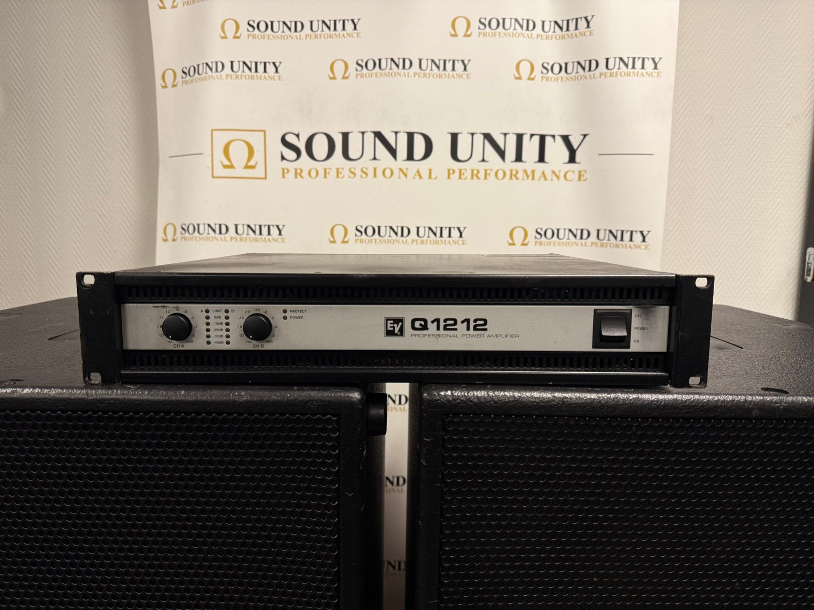 EV - Electro Voice Q1212 2x1200W/4ohm