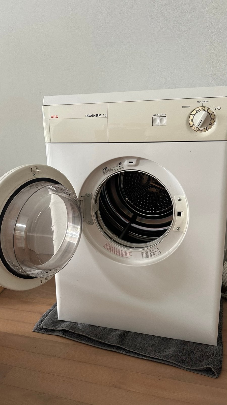 AEG Lavatherm T3 Wasdroger, Ophalen, 6 tot 8 kg, Gebruikt, Luchtafvoer