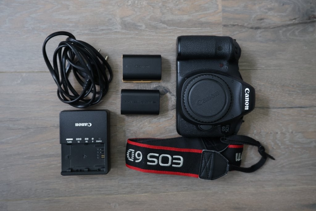 Canon EOS 6D + 35mm F2 + 85mm F1.8 + tas, Audio, Tv en Foto, Fotocamera's Digitaal, Gebruikt, Spiegelreflex, Bluetooth, Canon