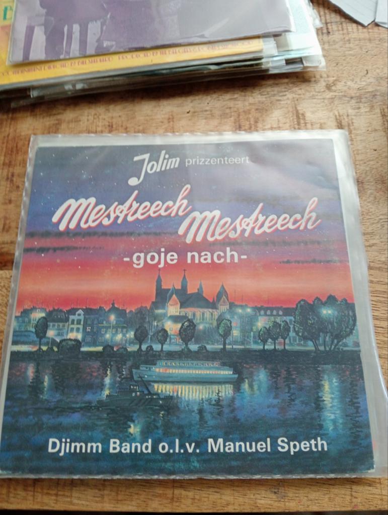 Djimm band - Mestreech Mestreech, Ophalen of Verzenden, Zo goed als nieuw, Overige formaten, Levenslied of Smartlap