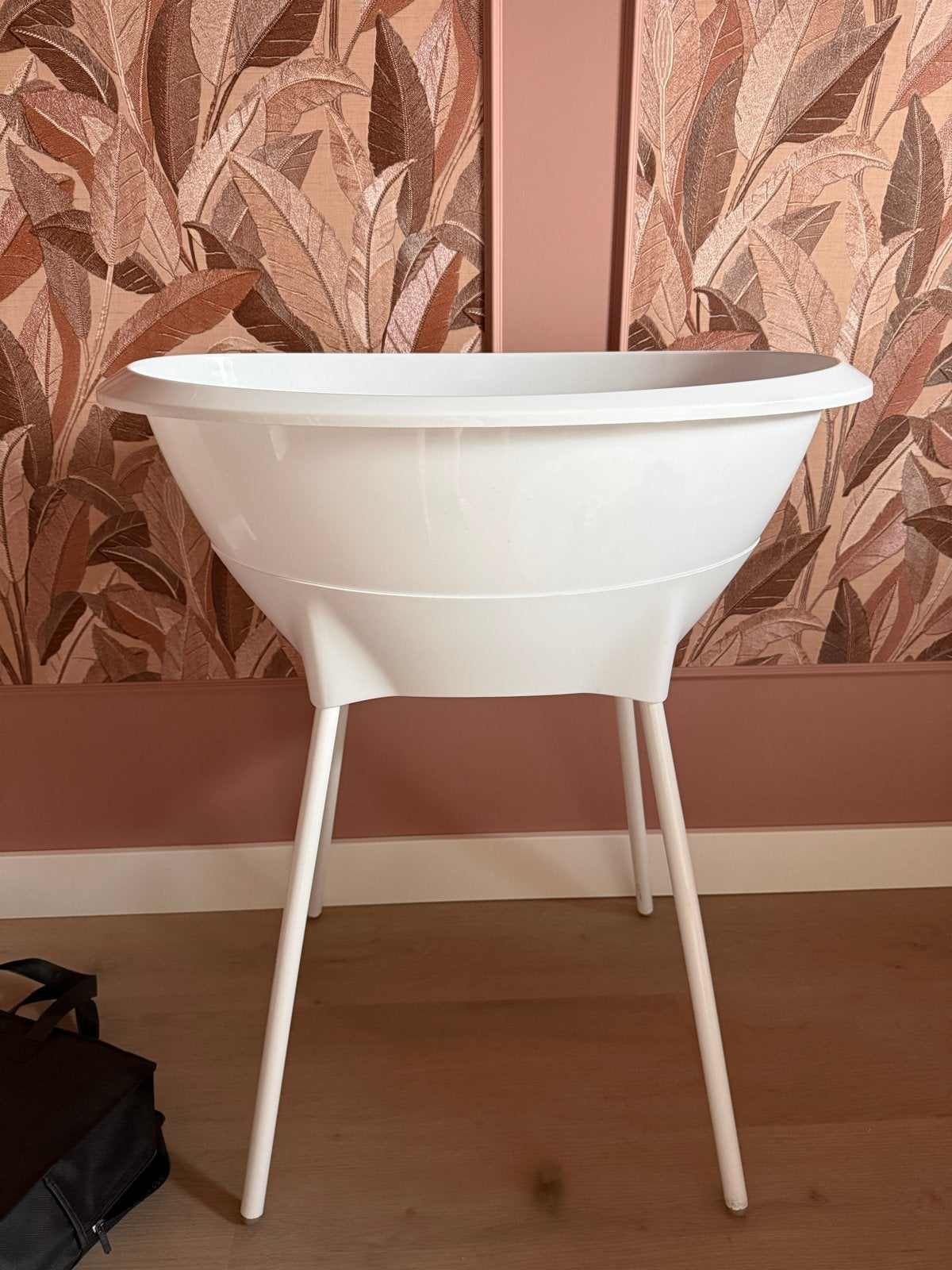 Tummy Tub met standaard en thermometer, Tummy Tub, Zo goed als nieuw, Standaard, Ophalen