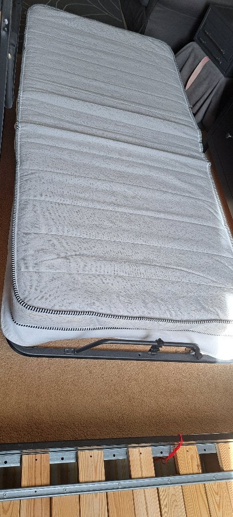 Twee vouwbedden, Ophalen, 90 cm, Eenpersoons, Zwart