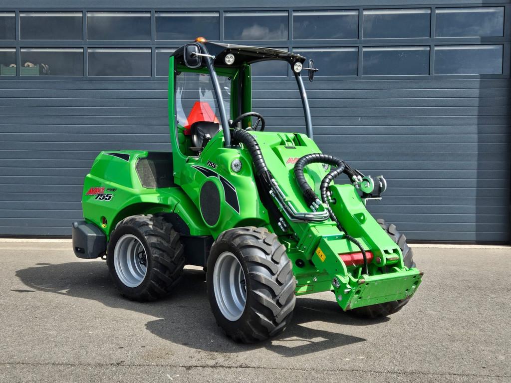 Avant 755i TDL+ Mini-shovel (bj 2025), Wiellader of Shovel