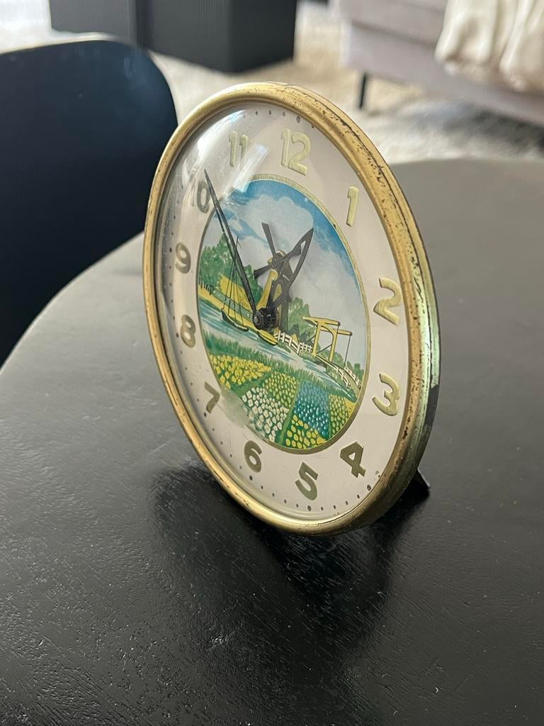 Vintage Reiswekker Jaren '60 - Molenklok, Antiek en Kunst, Antiek | Klokken, Ophalen of Verzenden