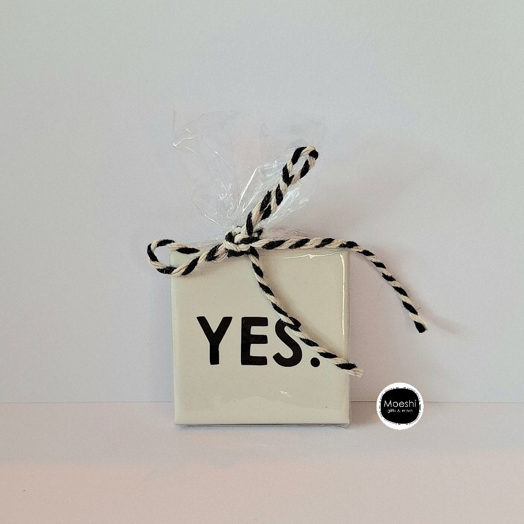 YES.  – Handgemaakte tegel | 5x5 cm | Cadeautje, Steen/keramiek, Ophalen of Verzenden, Wit, Nieuw