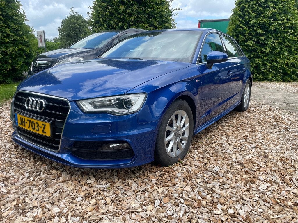 Audi A3 Sportback 1.4 TFSI S-line Adrenalin Sport Automaat, Auto's, Audi, Stof, Gebruikt, 4 cilinders, 150 pk