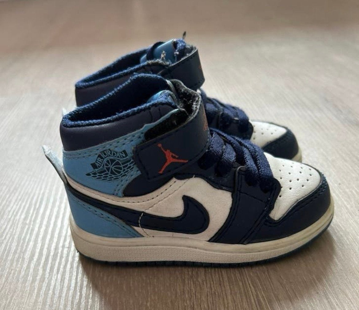 Air Jordan 1 High Top Velcro Kids Blue Black, Kinderen en Baby's, Kinderkleding | Schoenen en Sokken, Jongen of Meisje, Schoenen