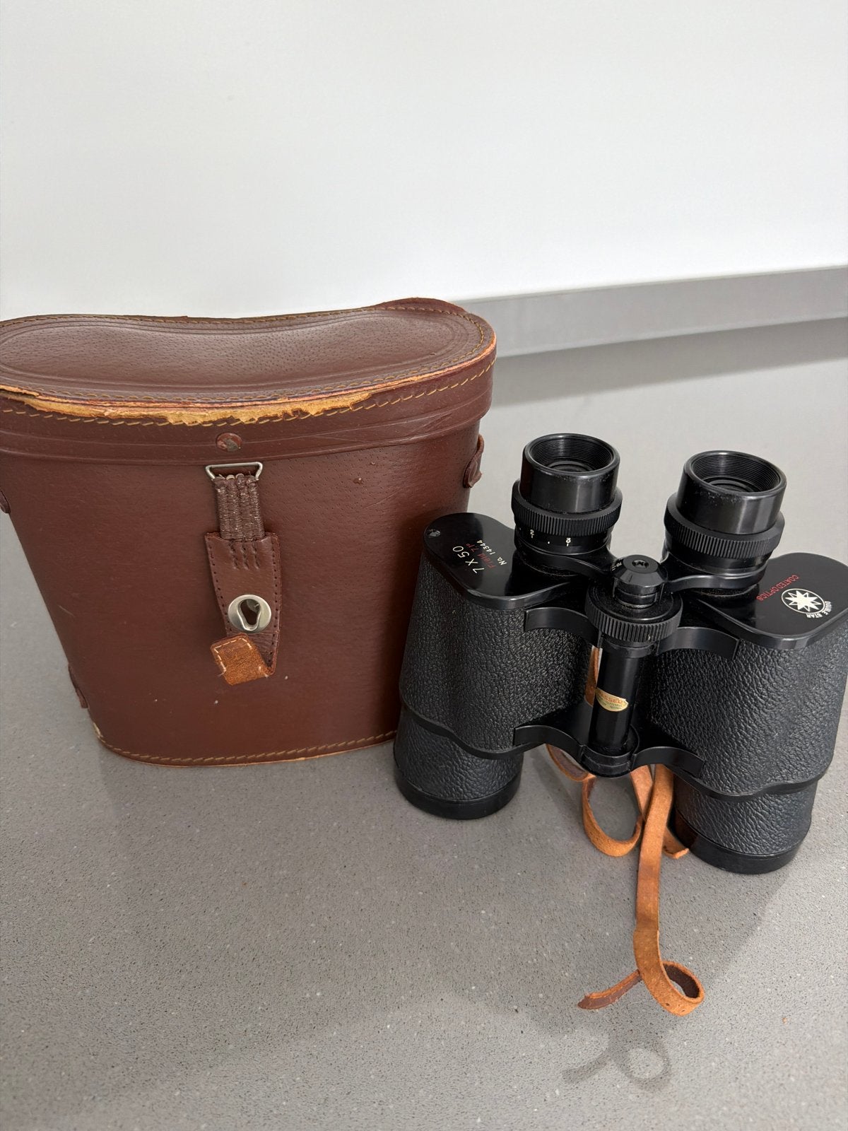Double Star 7x50 verrekijker met leren tas, Gebruikt, Minder dan 8x, Met hoes of tas, Porro (met knik)