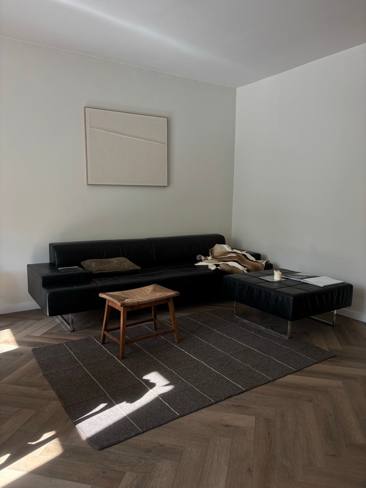 Stijlvol bruin vloerkleed met streepdessin, 100 tot 150 cm, Bruin, Ophalen of Verzenden, Zo goed als nieuw