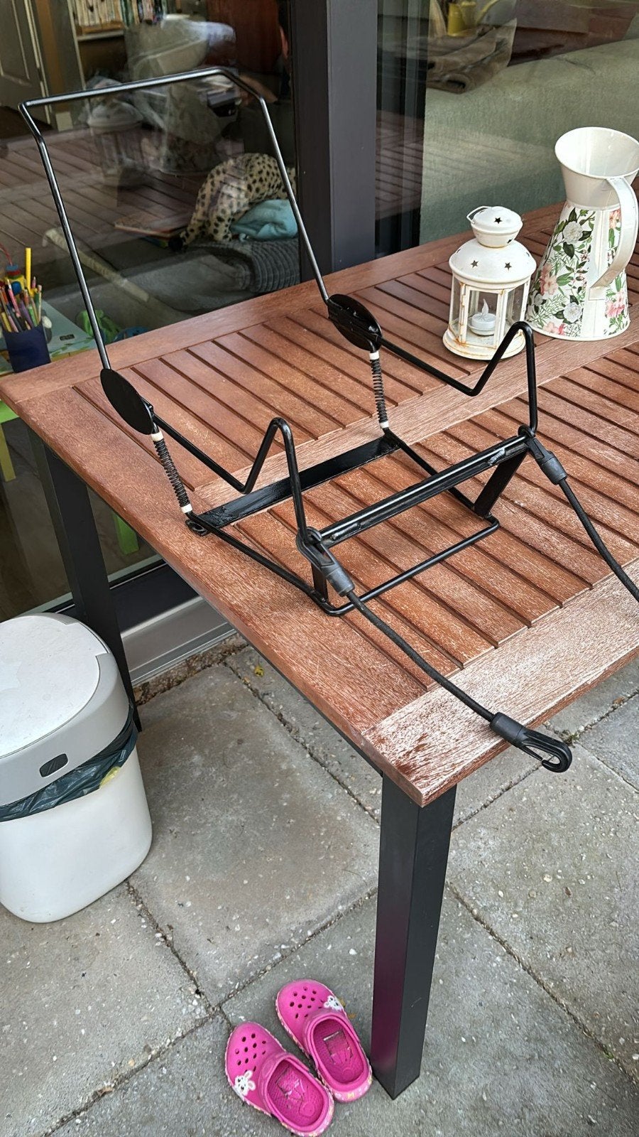 Maxi-cosi adapter voor bakfiets, Ophalen