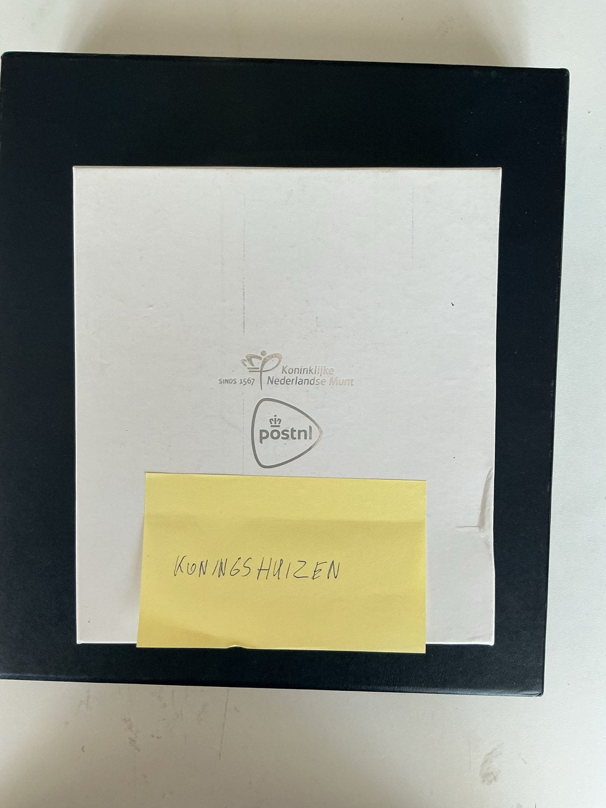 Zilveren postzegels.Koningshuizen met diamant, Verzamelen, Ophalen of Verzenden, Nieuw, Nederland, Postzegel(s) of Munt(en)