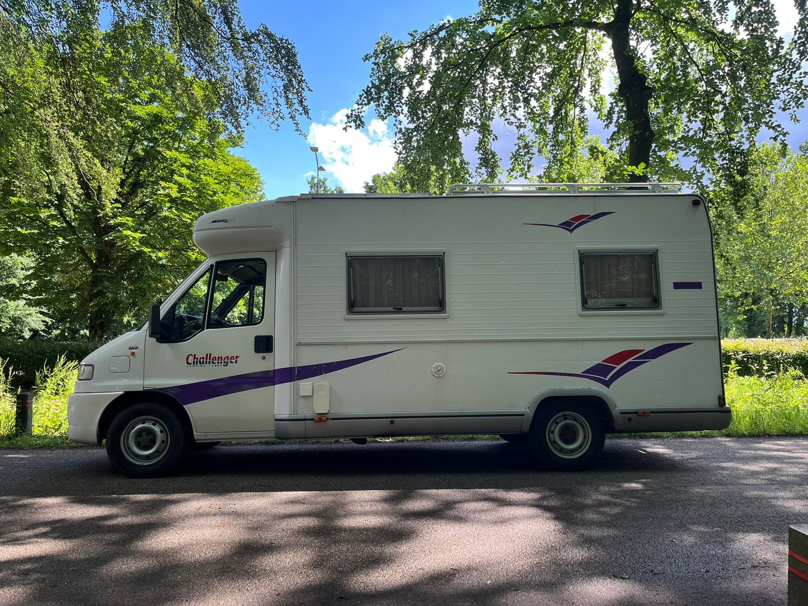 Fiat Ducato 1.9 Challenger Camper | BJ 1999, Caravans en Kamperen, Campers, Fiat, Bedrijf, Challenger, Half-integraal