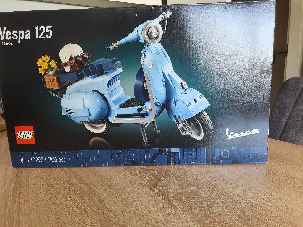 Te koop lego 10298 Vespa, Lego, Nieuw, Ophalen of Verzenden, Compleet