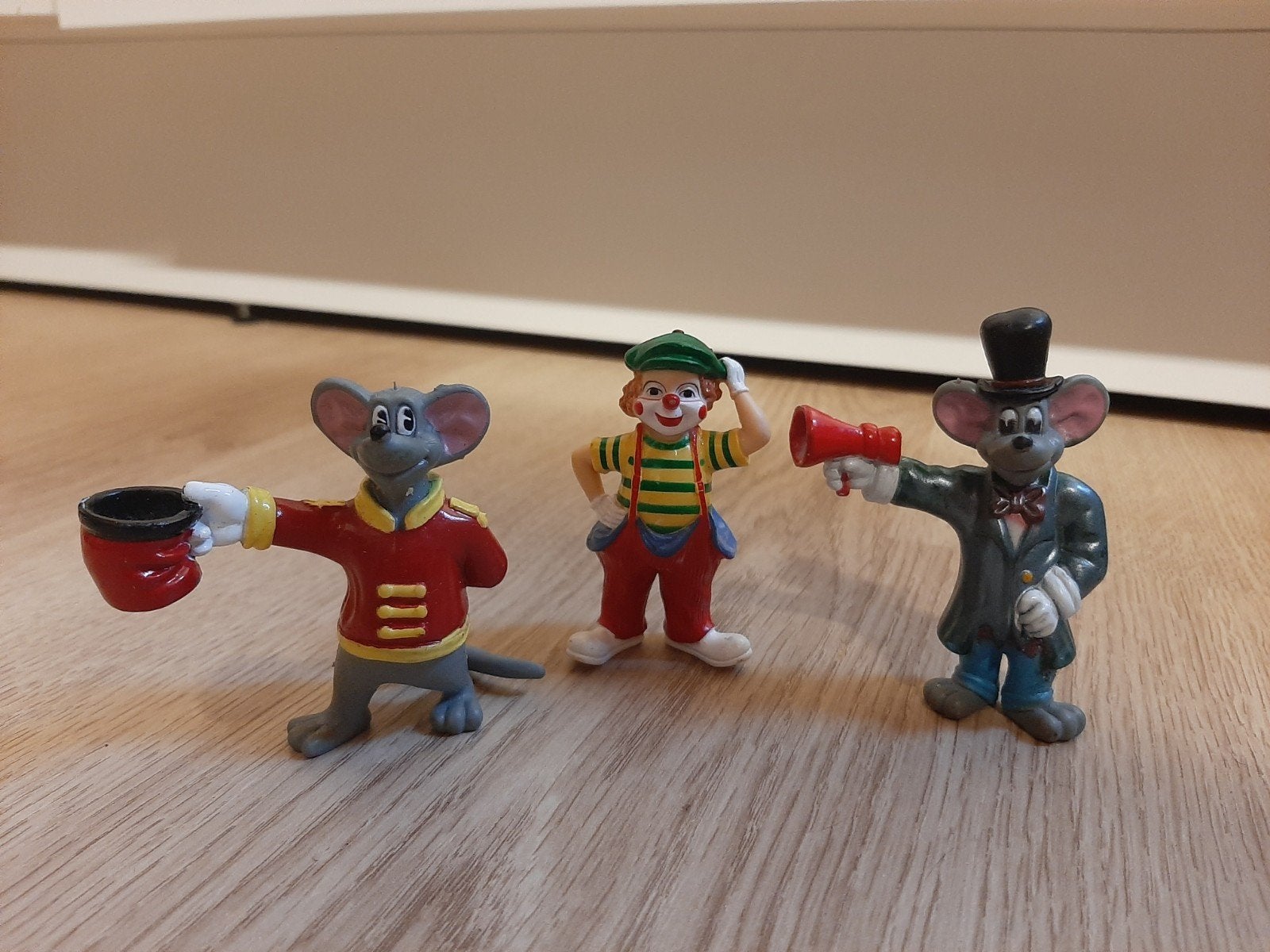 Julianatoren poppetjes circus, Ophalen of Verzenden