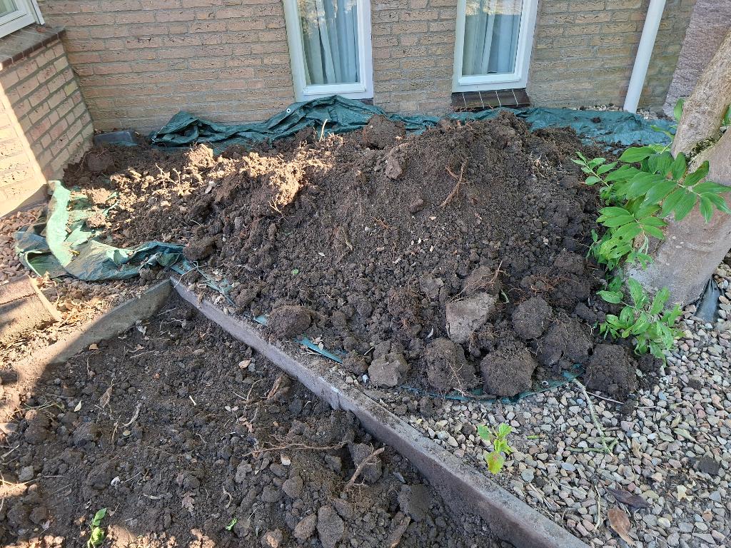 grond / aarde  gratis ophalen, Ophalen, Tuinaarde