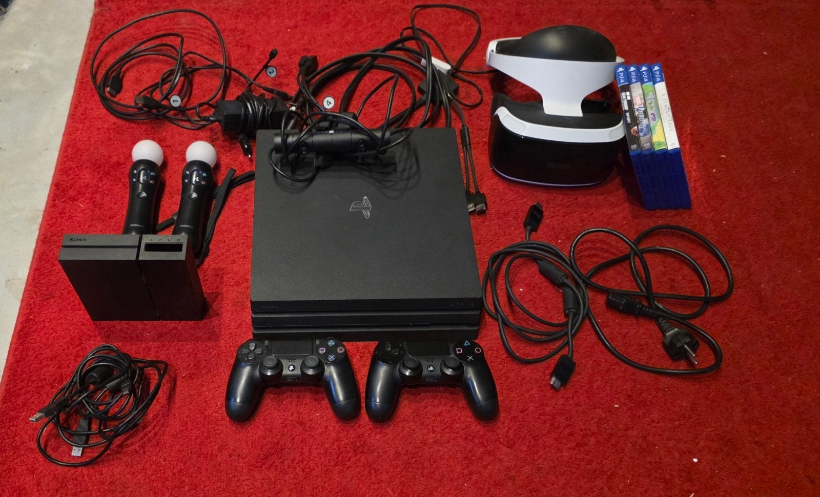 Complete PS4 Pro 1TB Bundel + PlayStation VR Set & 4 Games, Ophalen of Verzenden, Gebruikt, Met 2 controllers, Pro