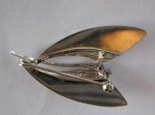 Teka. Modernist zilver en goud broche met saffieren (2046), Ophalen, Zo goed als nieuw, Zilver, Overige materialen