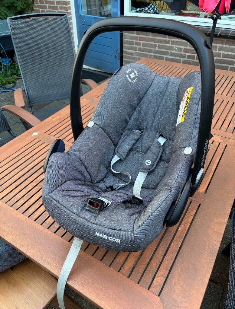 Maxi cosi pebble, Kinderen en Baby's, Autostoeltjes, Ophalen, Autogordel, Zo goed als nieuw, 0 t/m 13 kg