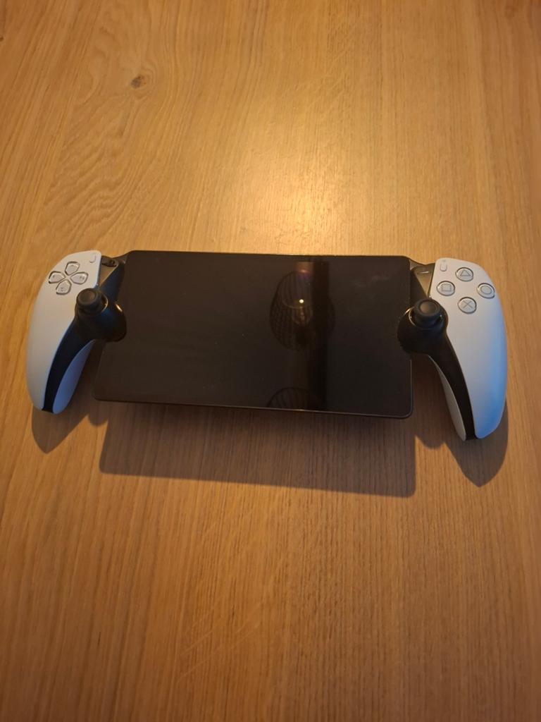 PlayStation Portal Remote Player met beschermhoes, Spelcomputers en Games, Spelcomputers | Sony PlayStation 5, Ophalen of Verzenden