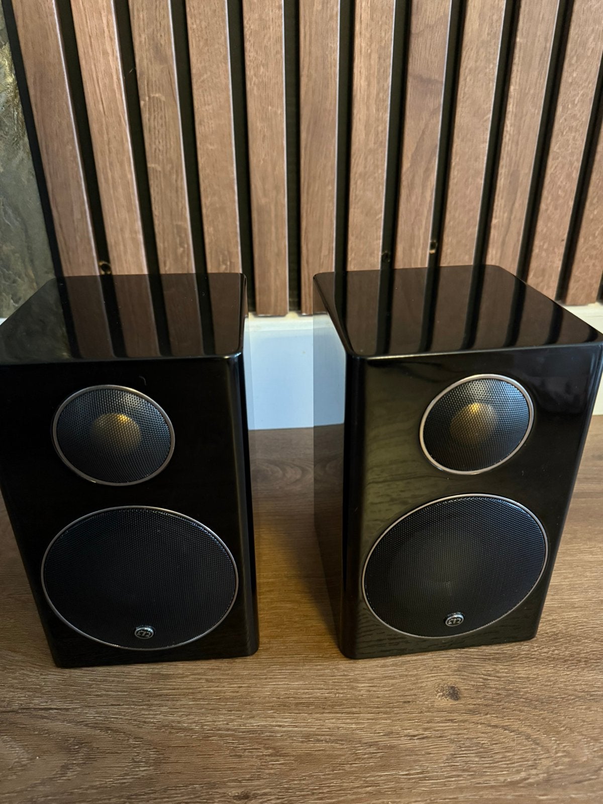 Monitor Audio 90HD & Monitor Audio Radius 180 HD