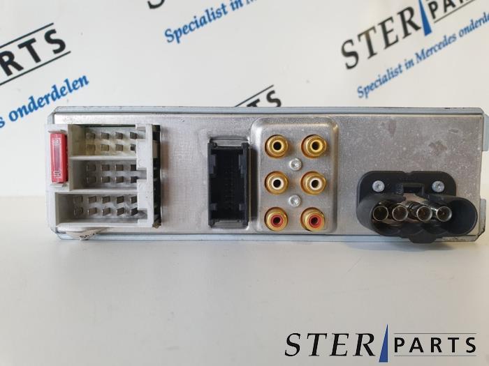 Radio versterker van een Mercedes S-Klasse, Gebruikt, -, Ophalen of Verzenden, -