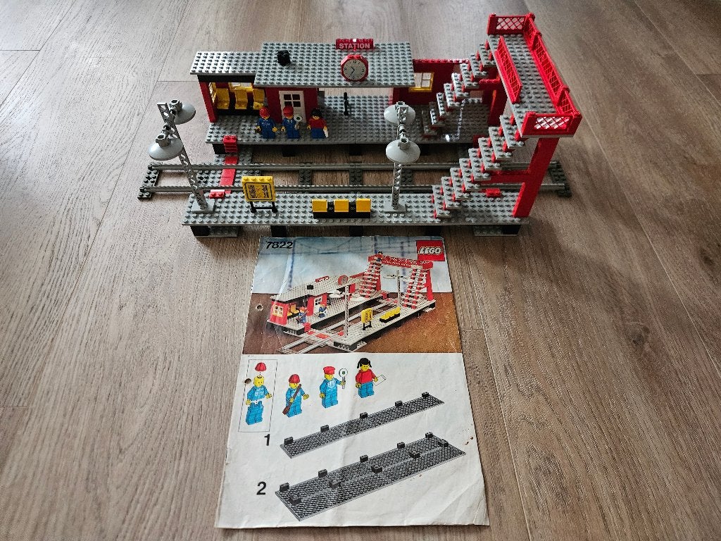 Lego treinstation 7822 vintage compleet., Gebruikt, Overige thema's, Verzenden, Lego